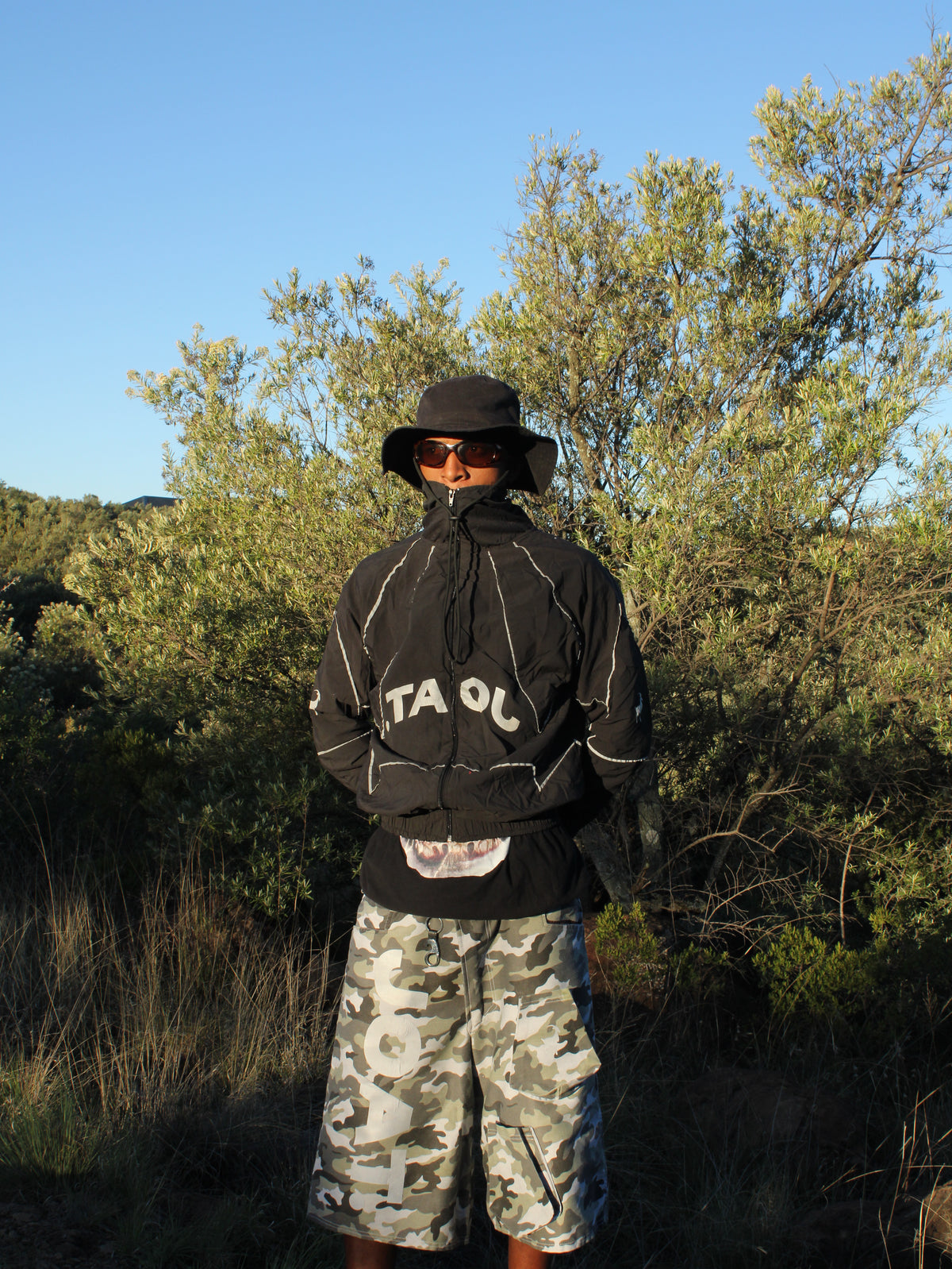 JOAT. Reflective Wind Breaker