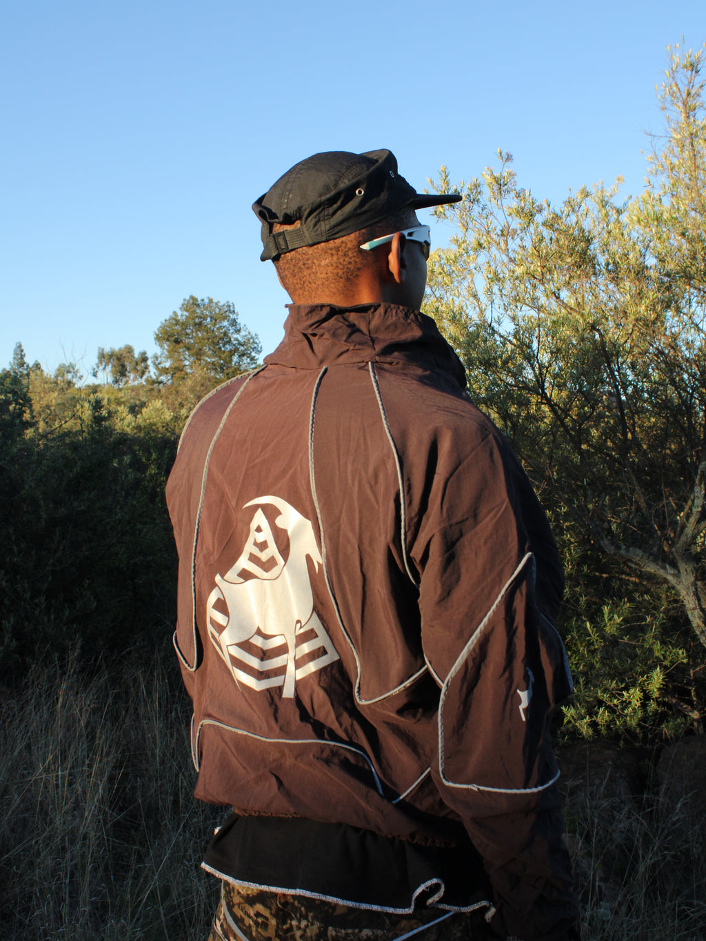 JOAT. Reflective Wind Breaker